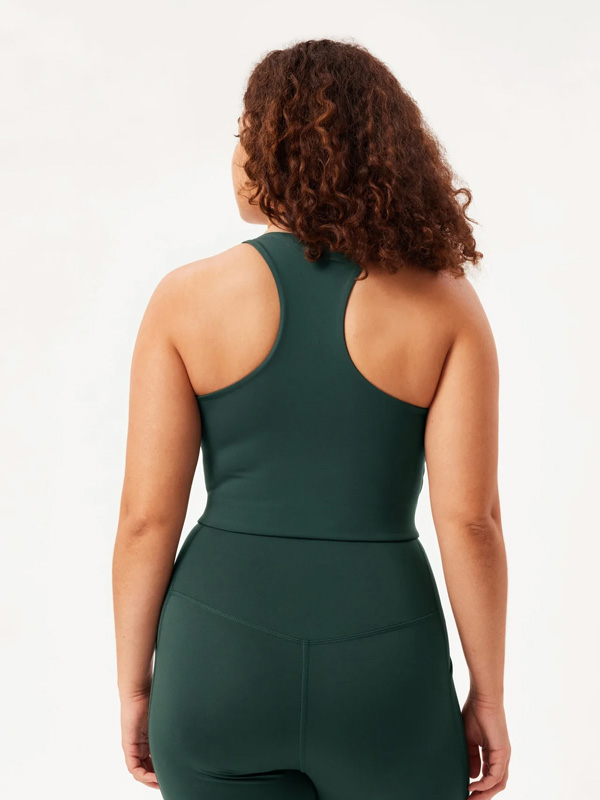 PALOMA - Plus Size Toppi fra Girlfriend Collective