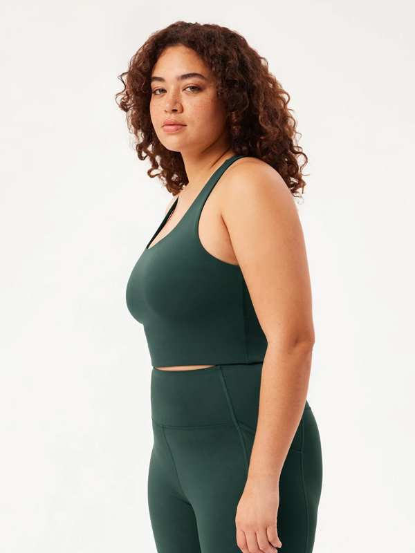 PALOMA - Plus Size Toppi fra Girlfriend Collective