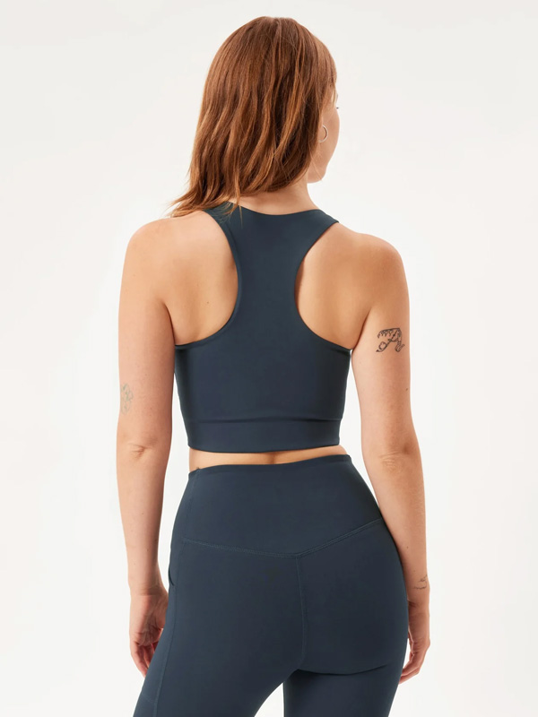 PALOMA - Plus Size Toppi fra Girlfriend Collective