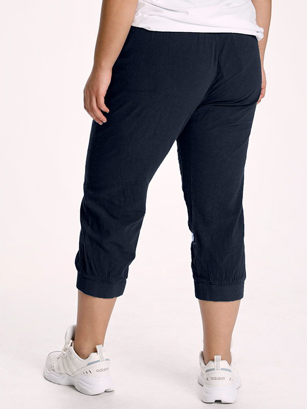 NANA  - Plus Size Housut fra Kaffe Curve
