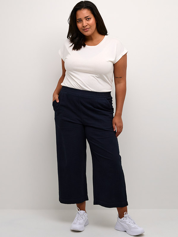 NANA  - Plus Size Housut fra Kaffe Curve