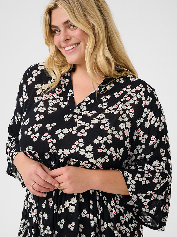 KCAMI - Plus Size Mekko fra Kaffe Curve
