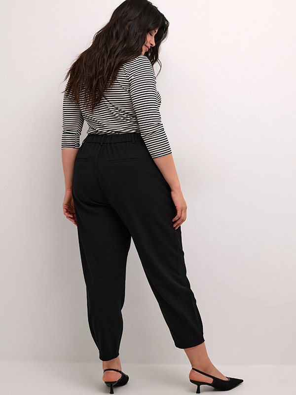 KCMERLA - Plus Size Housut fra Kaffe Curve