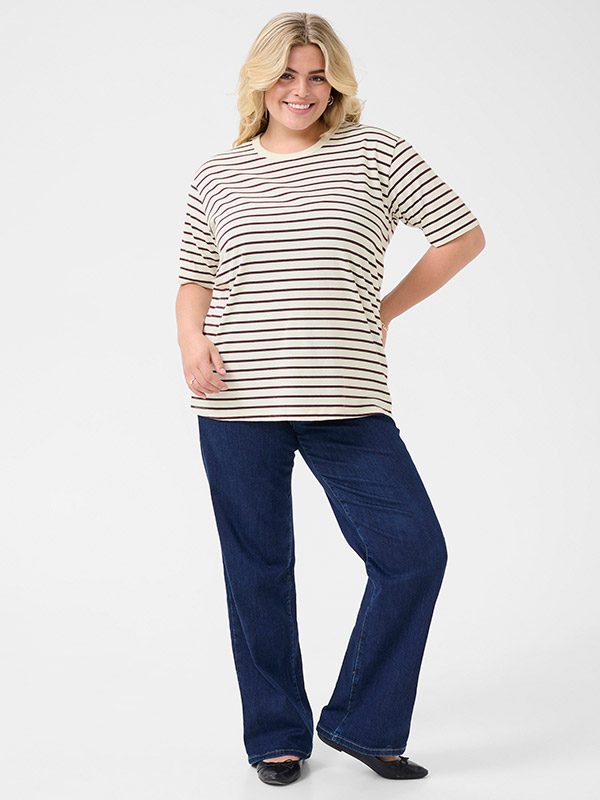 KCWINNI - Plus Size T-paita fra Kaffe Curve