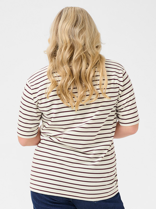 KCWINNI - Plus Size T-paita fra Kaffe Curve