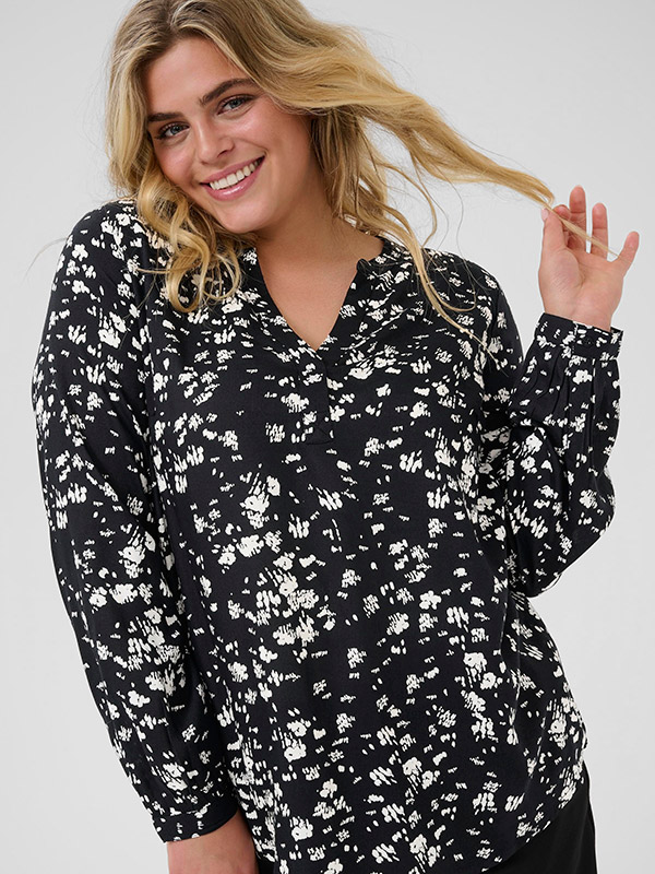 KCBELLA - Plus Size Pusero fra Kaffe Curve