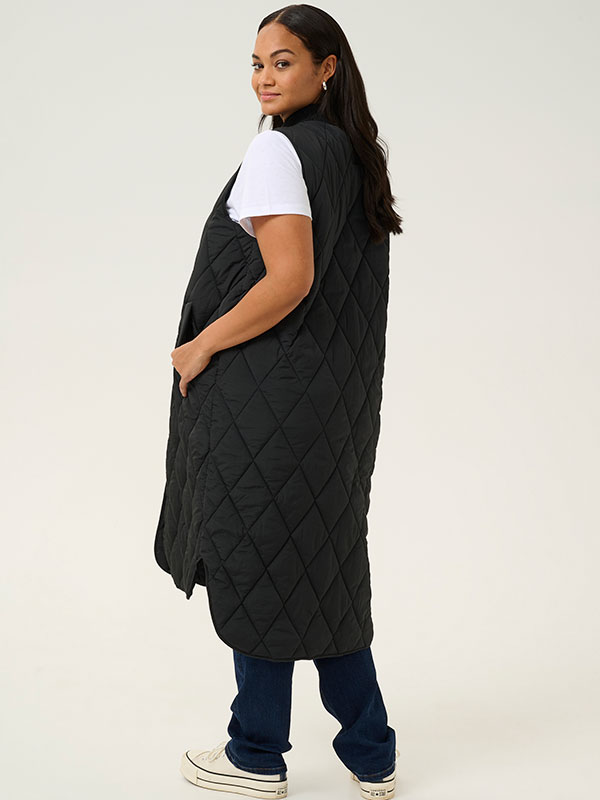 KCNORENA - Plus Size Liivi fra Kaffe Curve