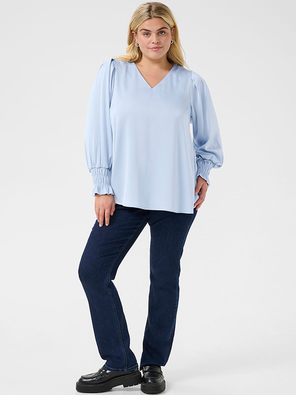 KCHILLA - Plus Size Pusero fra Kaffe Curve