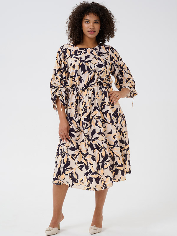KCPACA - Plus Size Mekko fra Kaffe Curve