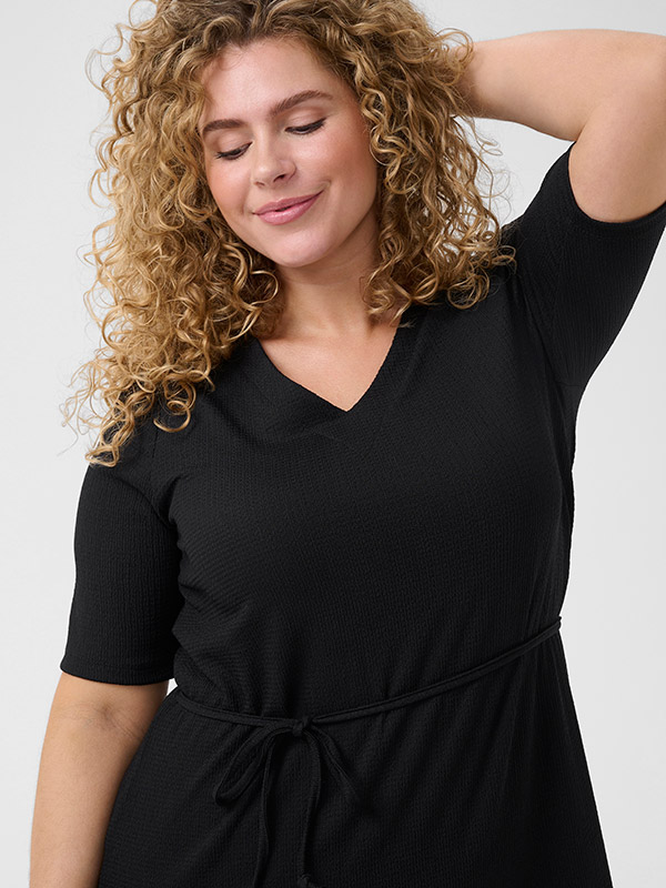 KCIVENA - Plus Size Mekko fra Kaffe Curve