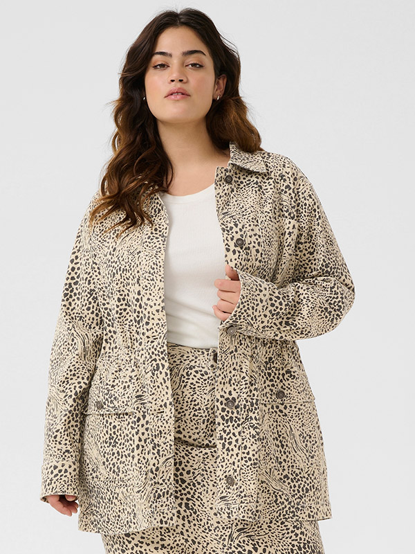 KCLISIA - Plus Size Takki fra Kaffe Curve