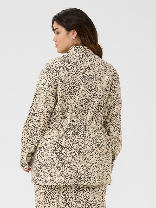 KCLISIA - Plus Size Takki fra Kaffe Curve