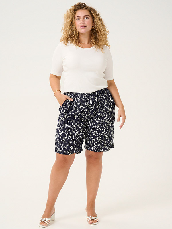 KCBEATE - Plus Size Shortsit fra Kaffe Curve