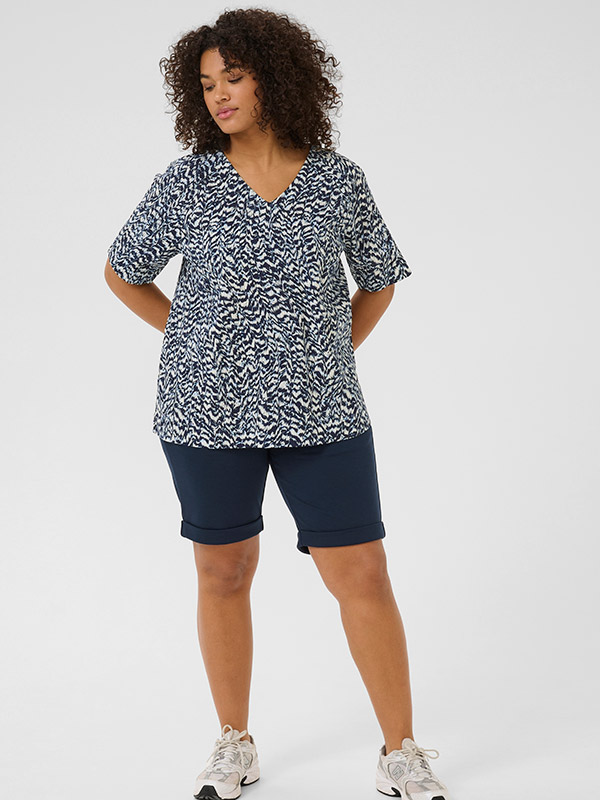 KCRAFIA - Plus Size T-paita fra Kaffe Curve