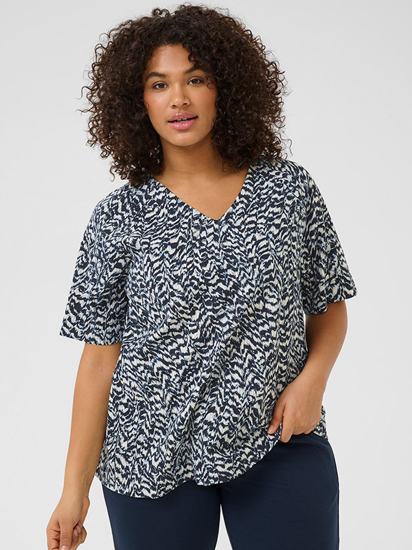 KCRAFIA - Plus Size T-paita fra Kaffe Curve
