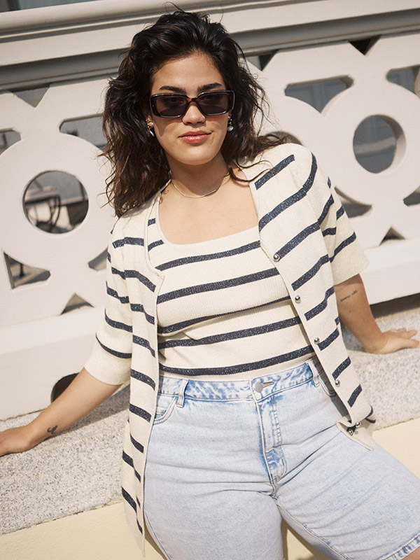 KCMORINA - Plus Size Neuletakki fra Kaffe Curve