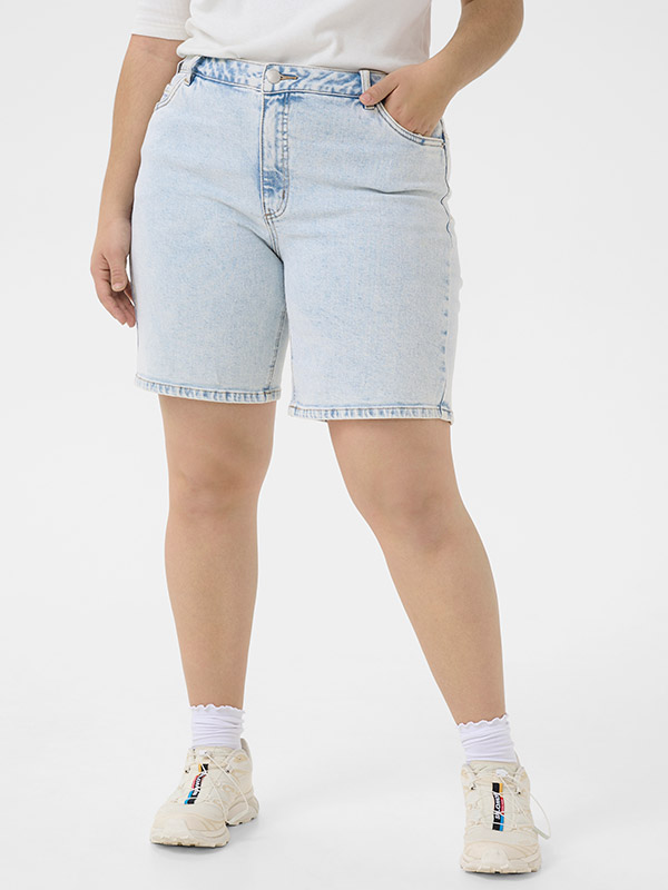 KCMAIA - Plus Size Shortsit fra Kaffe Curve