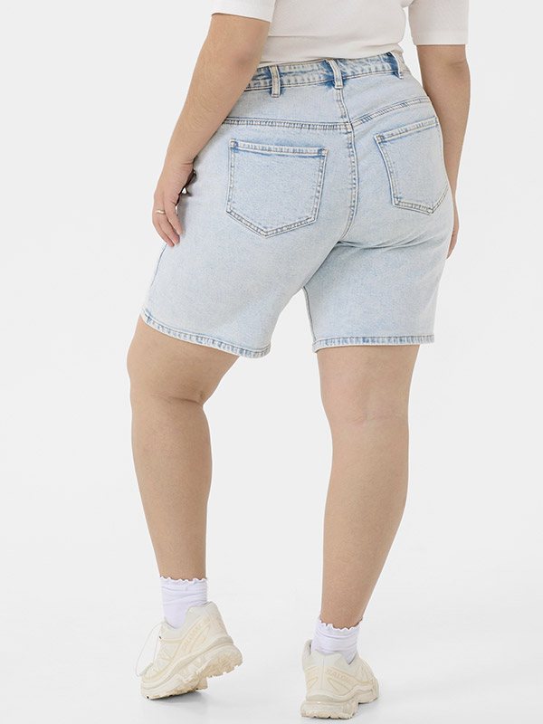 KCMAIA - Plus Size Shortsit fra Kaffe Curve