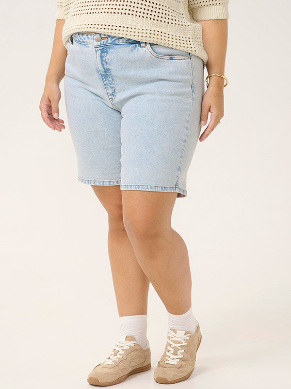 KCMAIA - Plus Size Shortsit fra Kaffe Curve
