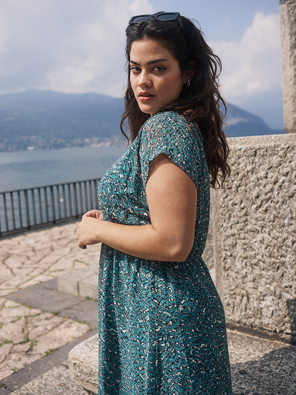 KCBELIA - Plus Size Mekko fra Kaffe Curve