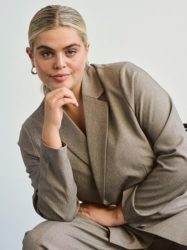 KCTILDA - Plus Size Bleiseri fra Kaffe Curve