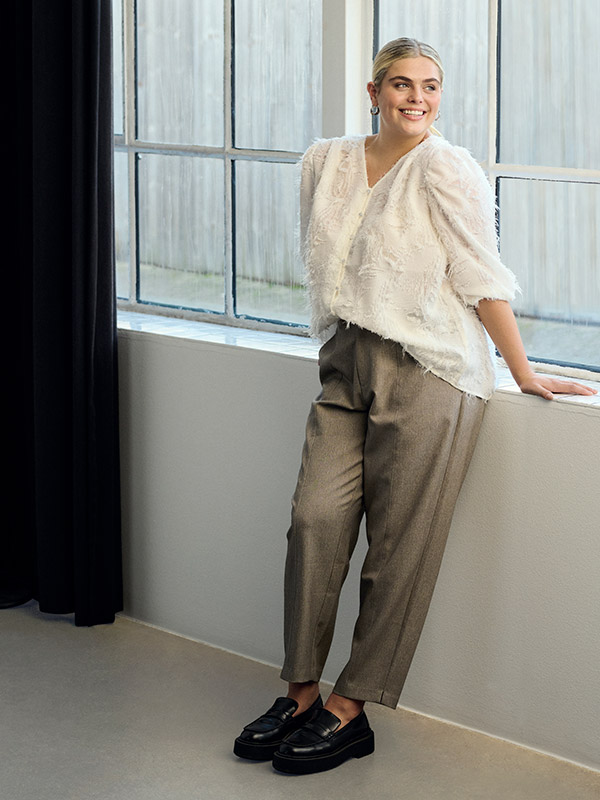 KCTILDA - Plus Size Housut fra Kaffe Curve