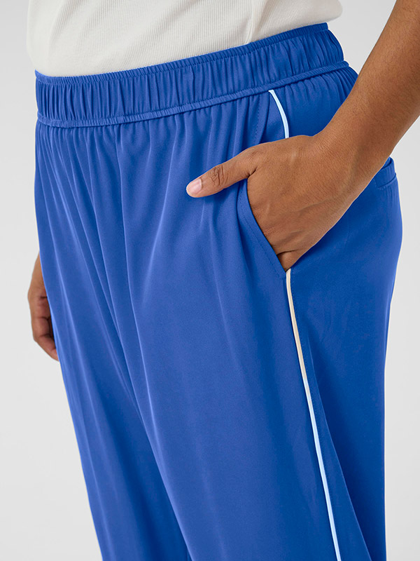 KCTENNA - Plus Size Housut fra Kaffe Curve