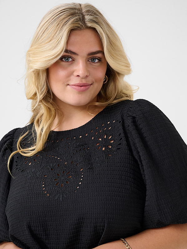 KCMELANA - Plus Size Pusero fra Kaffe Curve