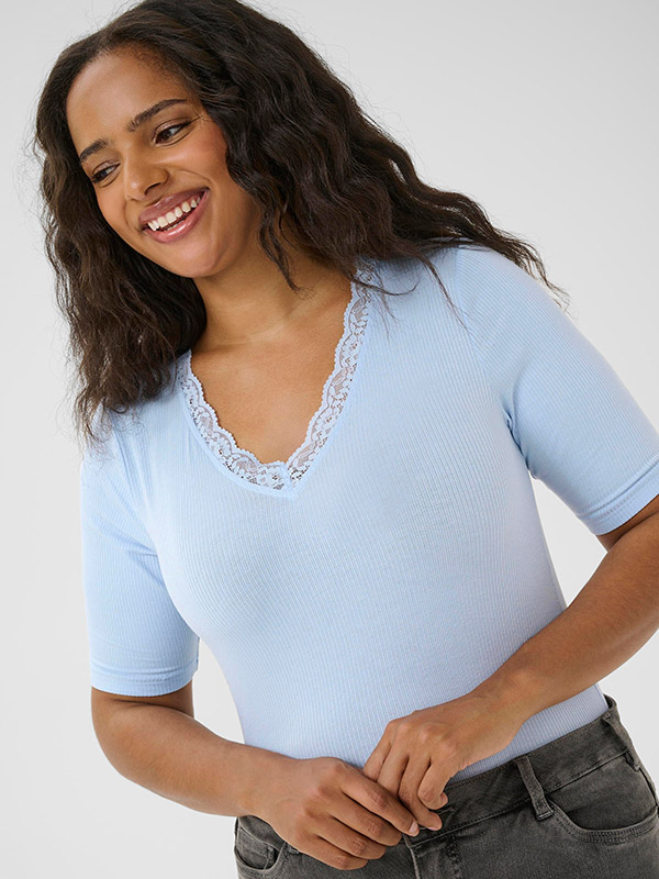 KCOMIA - Plus Size T-paita fra Kaffe Curve
