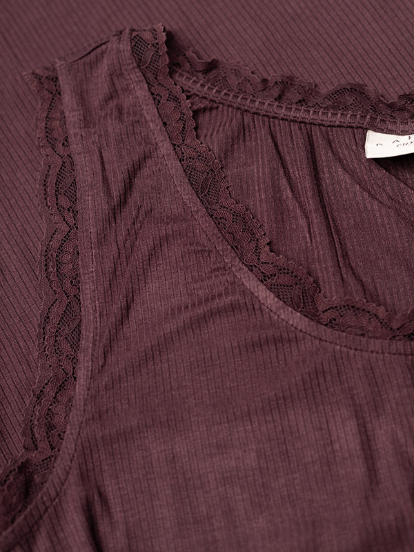 KCOMIA - Plus Size Toppi fra Kaffe Curve