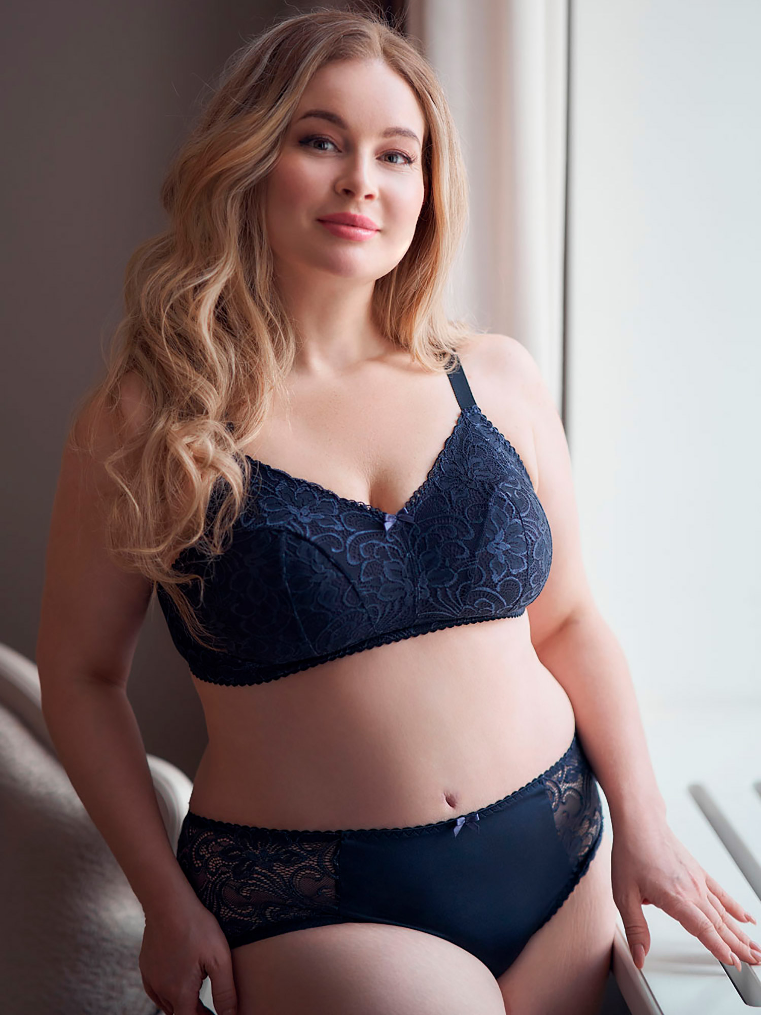 GRACE WIRELESS - Plus Size Ilman kaaria liivit fra Plaisir