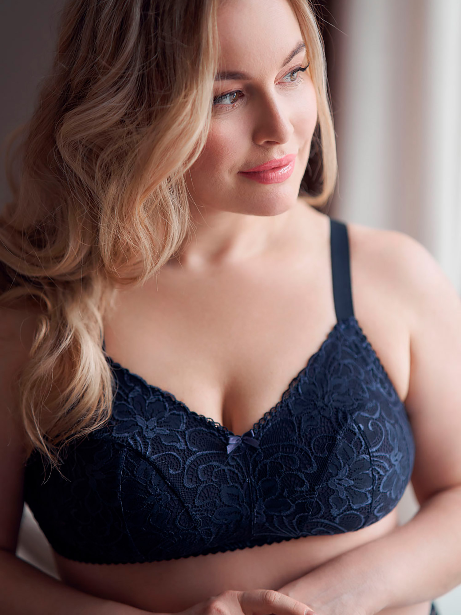 GRACE WIRELESS - Plus Size Ilman kaaria liivit fra Plaisir
