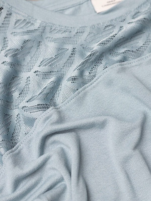 CARFLAKE - Plus Size T-paita fra Only Carmakoma