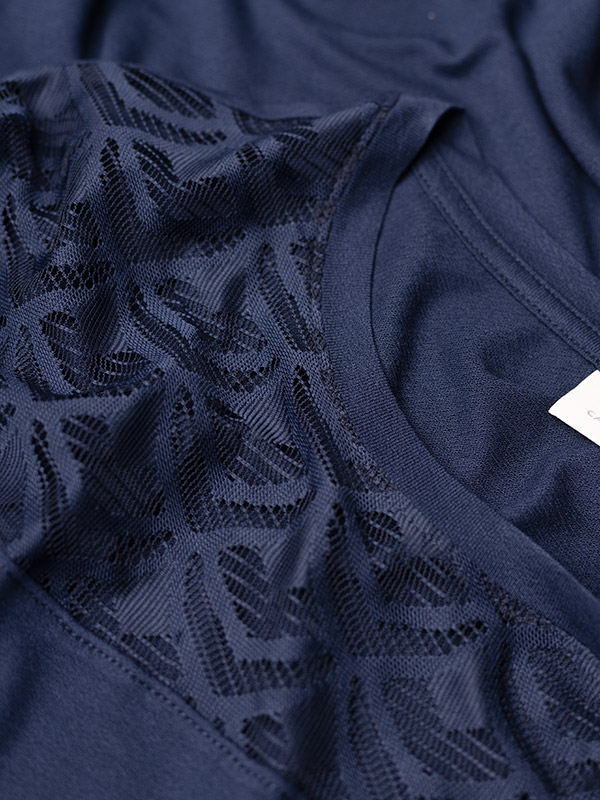 CARFLAKE - Plus Size T-paita fra Only Carmakoma