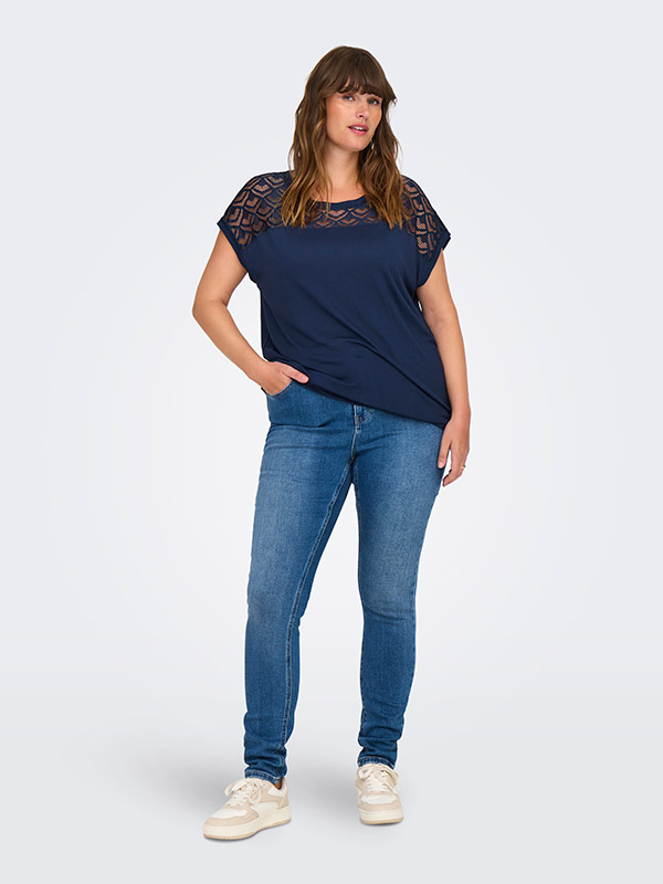CARFLAKE - Plus Size T-paita fra Only Carmakoma