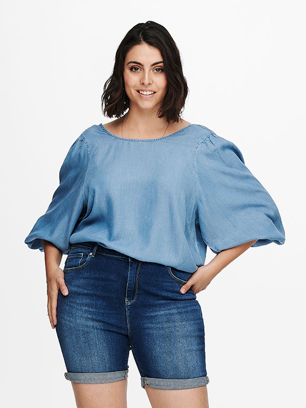 CARLAOLA - Plus Size Shortsit fra Only Carmakoma