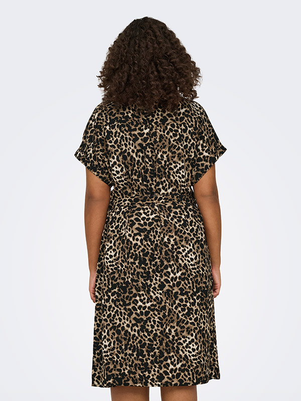CARDIEGA - Plus Size Mekko fra Only Carmakoma