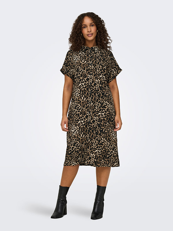 CARDIEGA - Plus Size Mekko fra Only Carmakoma