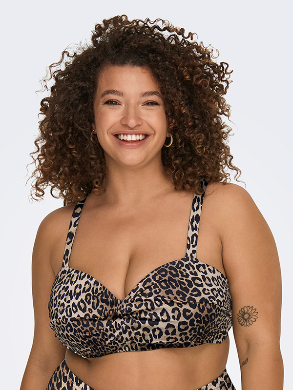 CARSOPHIA - Plus Size Bikiniyläosa fra Only Carmakoma