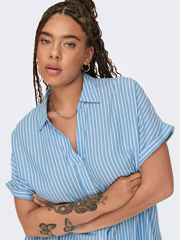 CARPENNA - Plus Size Paita fra Only Carmakoma