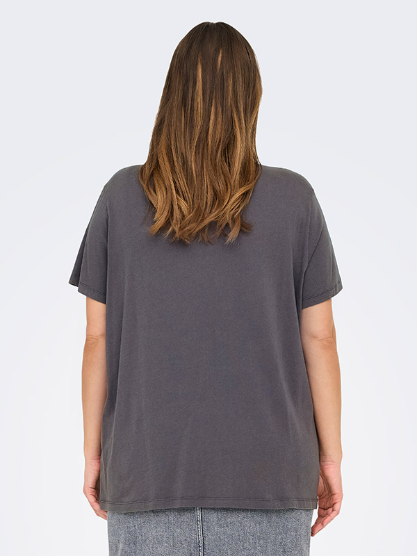 CARMIKO - Plus Size T-paita fra Only Carmakoma