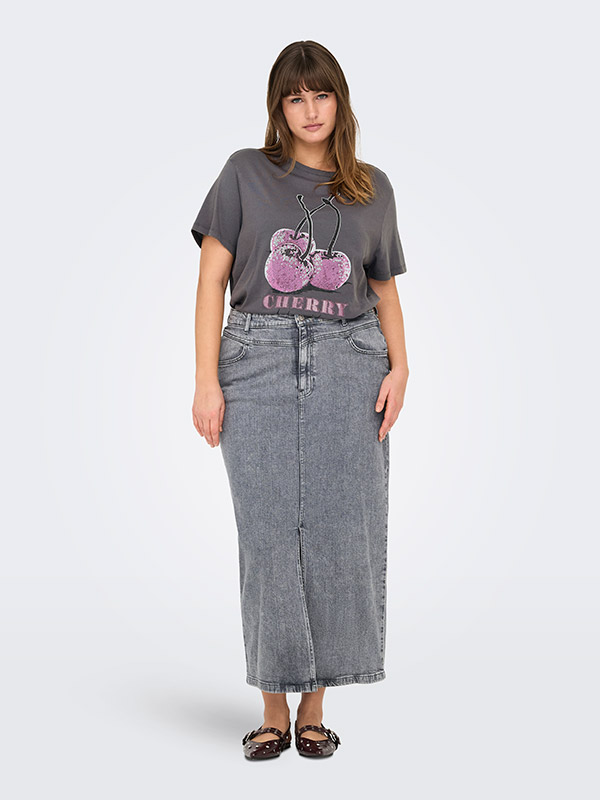 CARMIKO - Plus Size T-paita fra Only Carmakoma