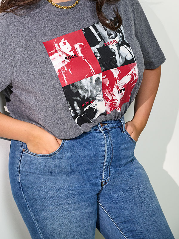 CARJIMINA - Plus Size T-paita fra Only Carmakoma