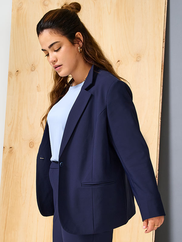 CARTRAVEL - Plus Size Bleiseri fra Only Carmakoma