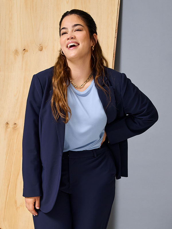 CARTRAVEL - Plus Size Bleiseri fra Only Carmakoma