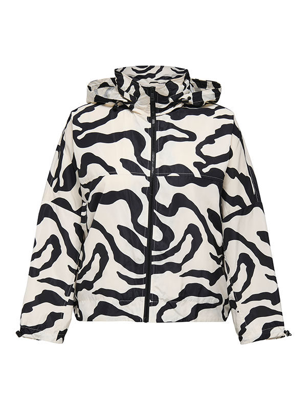 CARBETTY - Plus Size Takki fra Only Carmakoma