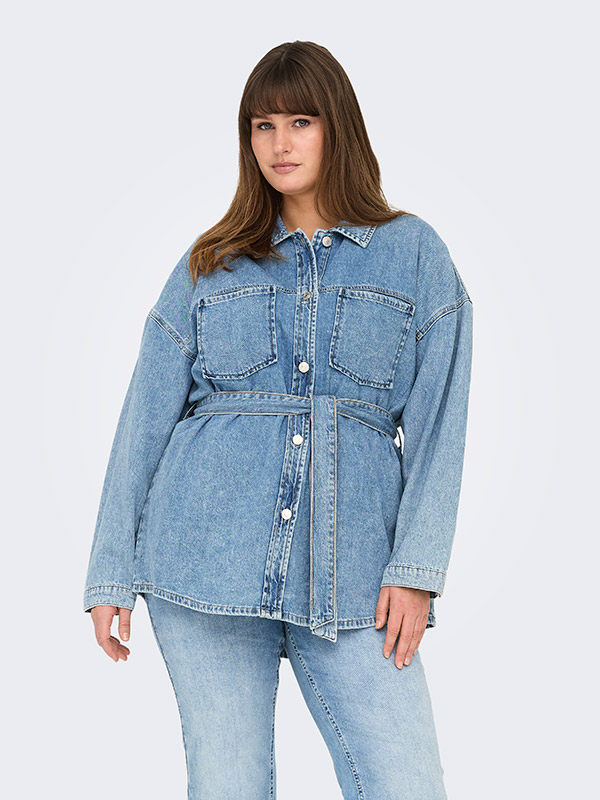 CARSOPHIA - Plus Size Takki fra Only Carmakoma