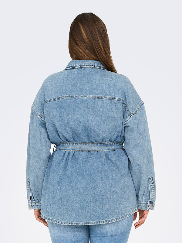 CARSOPHIA - Plus Size Takki fra Only Carmakoma