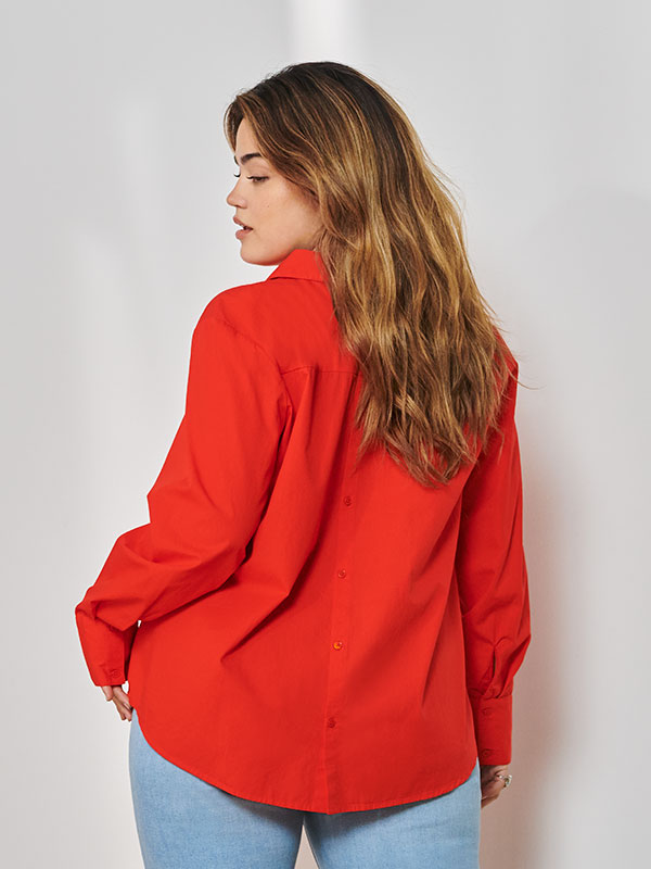 CARLALA - Plus Size Paita fra Only Carmakoma