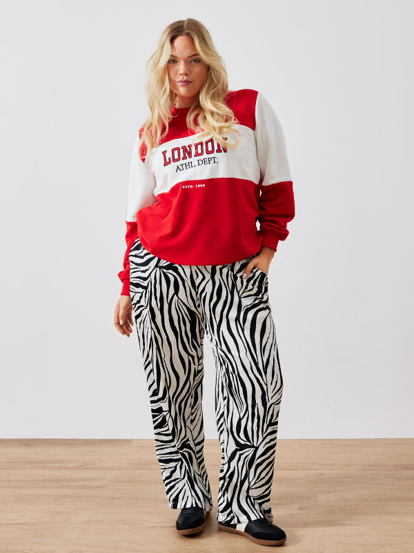 CARYAVA - Plus Size Housut fra Only Carmakoma